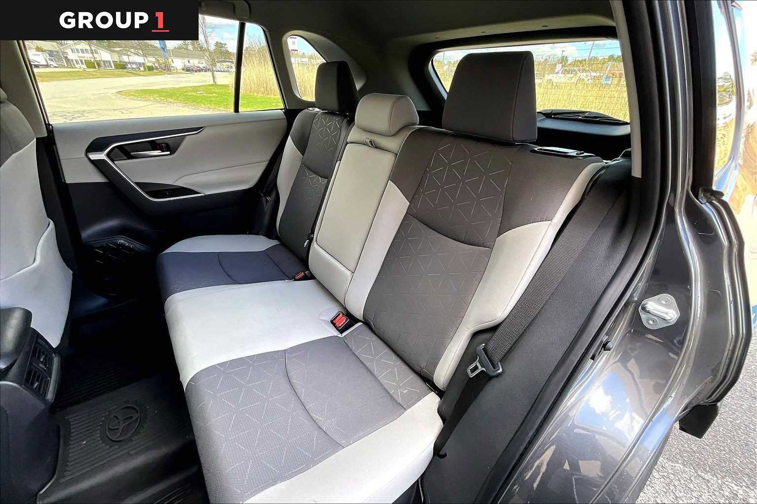 Used 2025 Toyota RAV4 XLE w/ Weather Package AWD/4WD image 20