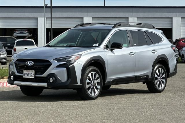 Used 2025 Subaru Outback Limited image 8