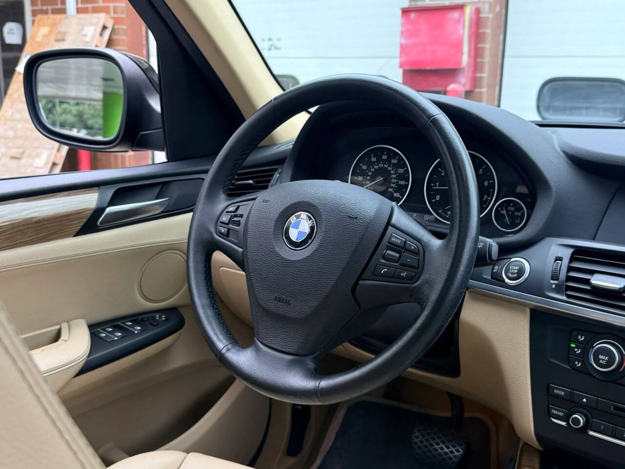 Used 2013 BMW X3 xDrive28i AWD/4WD image 22