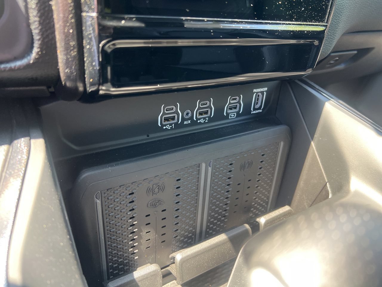 Used 2026 RAM 1500 Rebel w/ G/T Package AWD/4WD image 31