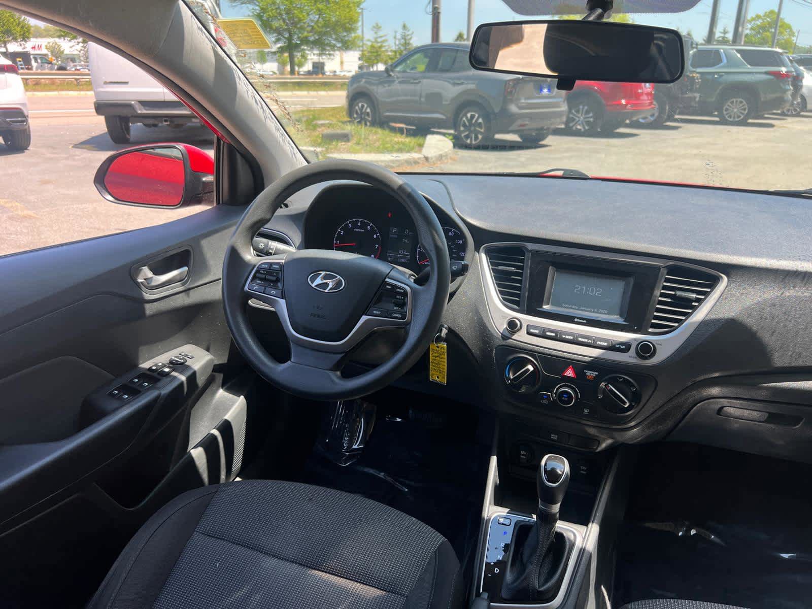 Used 2020 Hyundai Accent SE FWD image 35