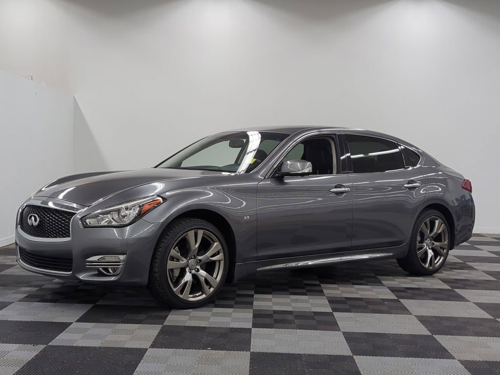 Used 2016 INFINITI Q70 L 3.7 AWD/4WD image 3