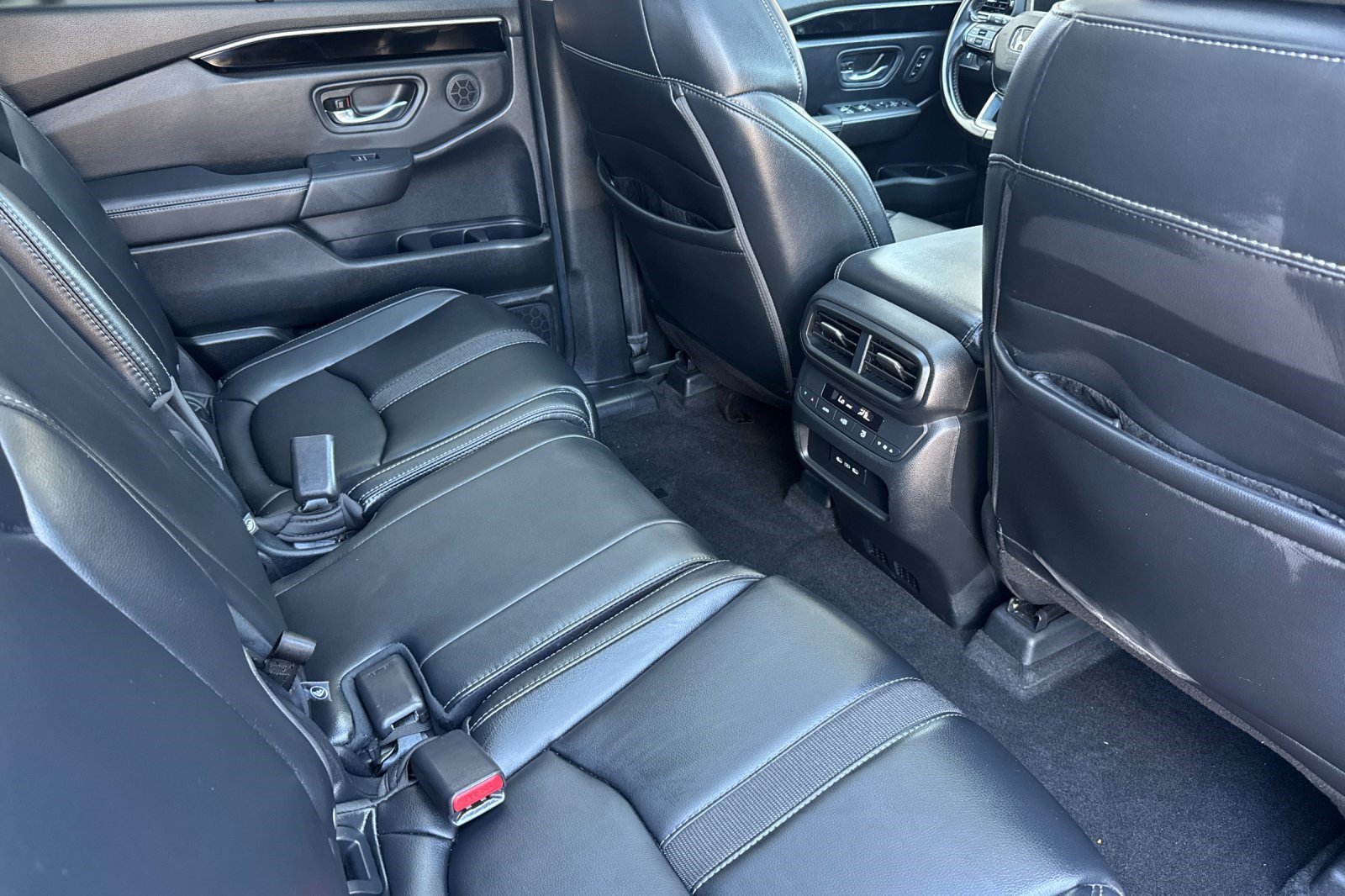Certified 2025 Honda Pilot Touring image 35