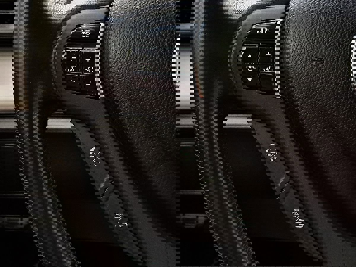 Used 2010 Acura TSX Sedan image 9