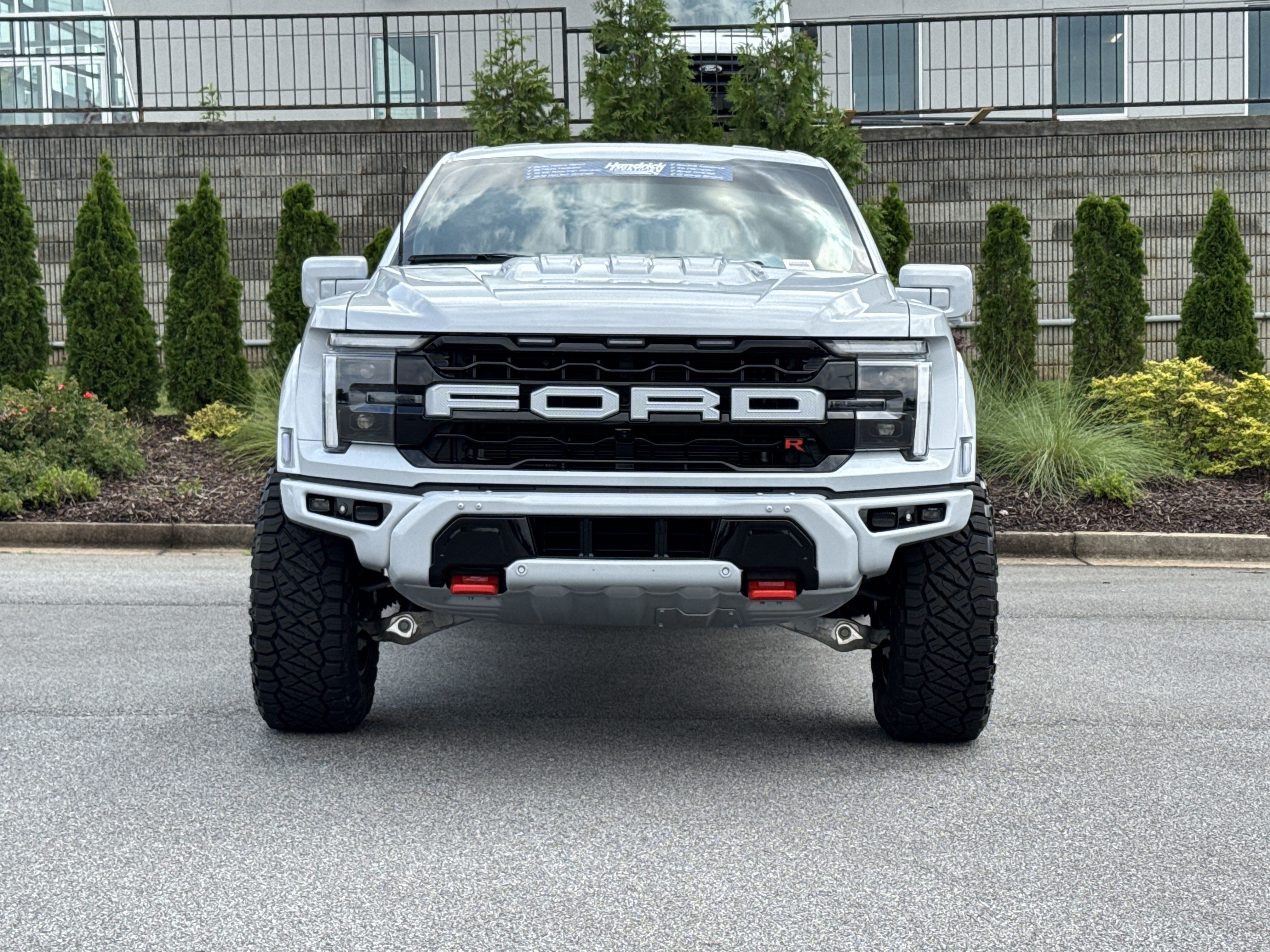Used 2025 Ford F150 Raptor w/ Equipment Group 803A Raptor R AWD/4WD image 3