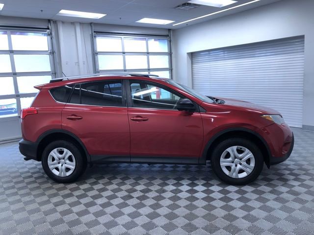 Used 2015 Toyota RAV4 LE image 35