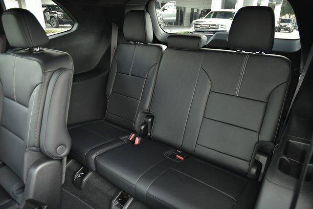 New 2026 GMC Acadia Elevation w/ Elevation Premium Package FWD image 17