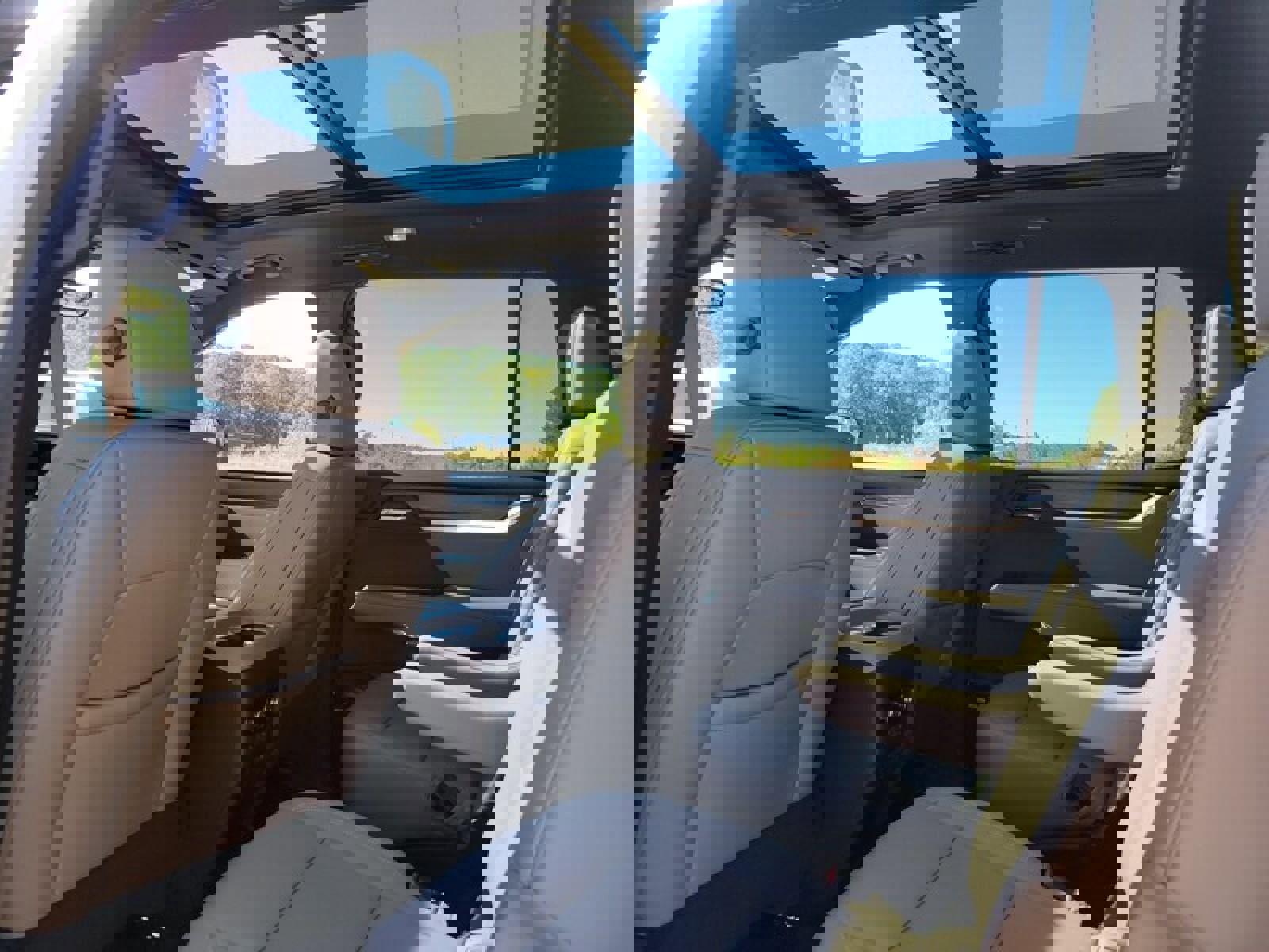 New 2026 GMC Acadia Elevation w/ Elevation Premium Package image 25