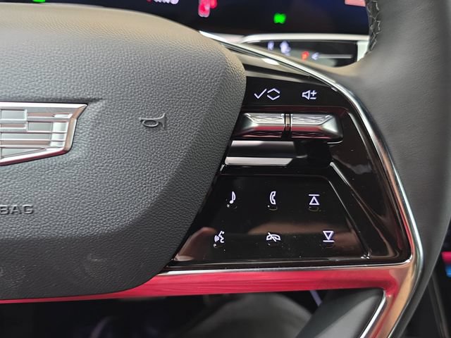 New 2027 Cadillac Vistiq Luxury w/ LPO, Floor Liner Package AWD/4WD image 14