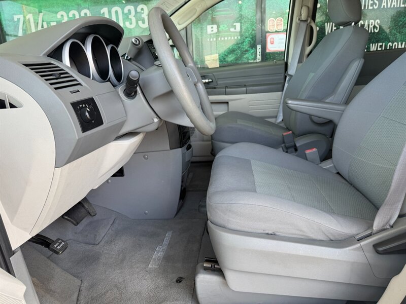 Used 2008 Dodge Grand Caravan SE image 16