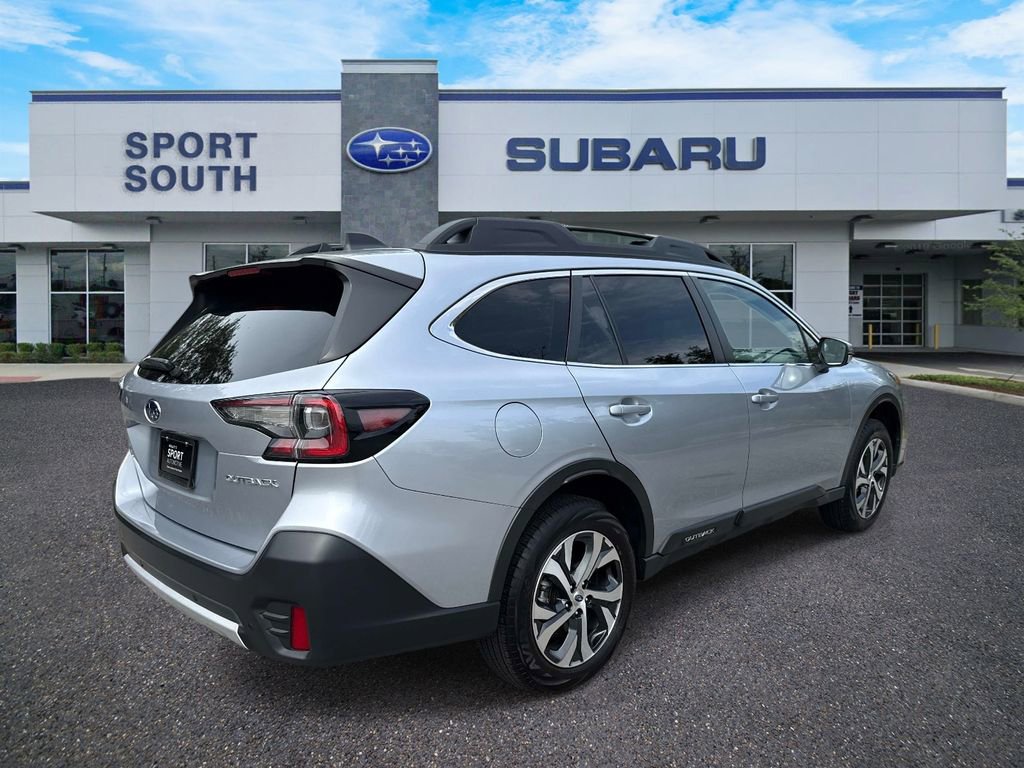 Used 2022 Subaru Outback Limited AWD/4WD image 3