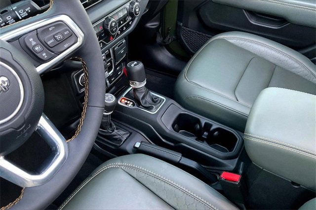 Used 2024 Jeep Wrangler High Altitude image 14