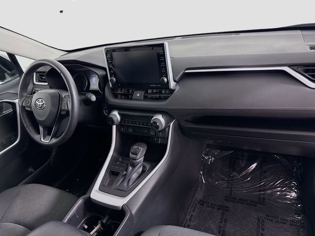 Certified 2022 Toyota RAV4 XLE w/ Convenience Package FWD image 28