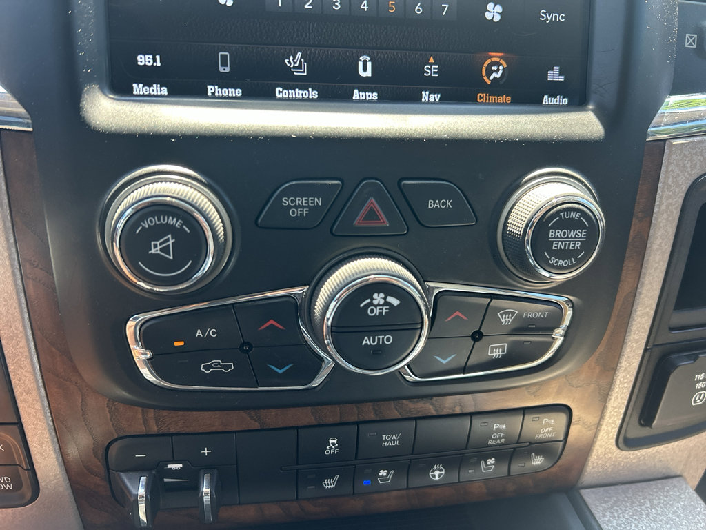 Used 2018 RAM 1500 Laramie Longhorn w/ Longhorn Southfork Package AWD/4WD image 27