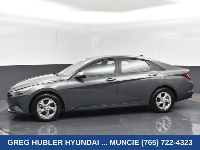 Used 2023 Hyundai Elantra SE FWD image 17