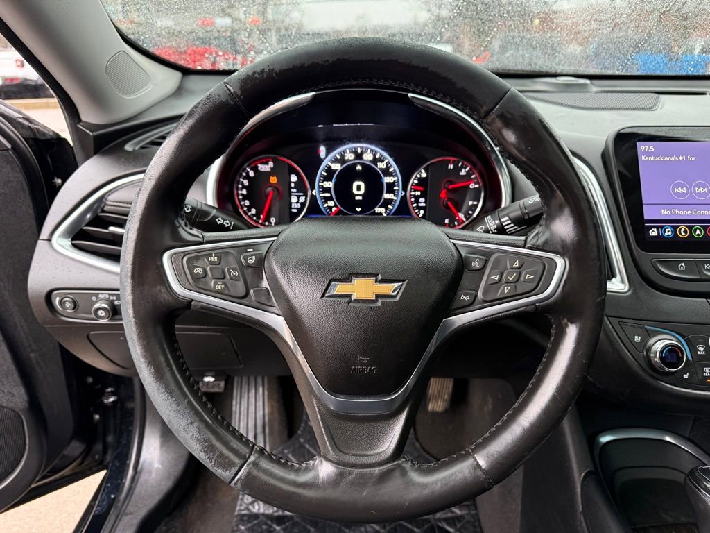 Used 2020 Chevrolet Malibu Premier image 14