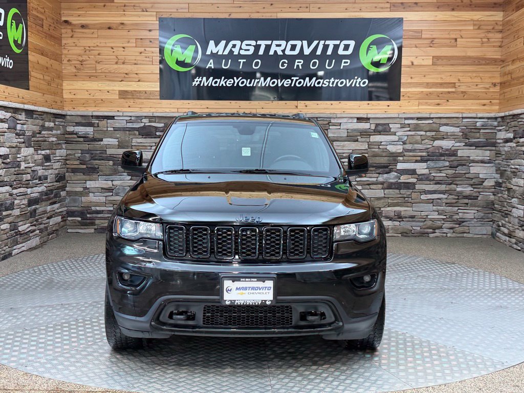 Used 2020 Jeep Grand Cherokee Laredo AWD/4WD image 7