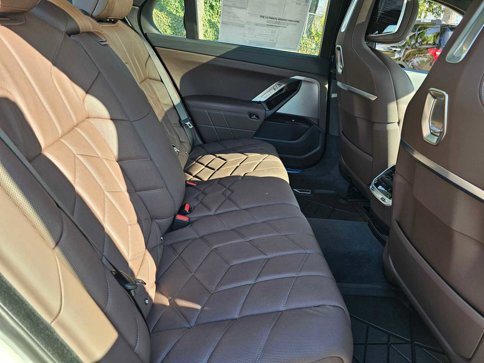 New 2024 BMW i7 xDrive60 image 12