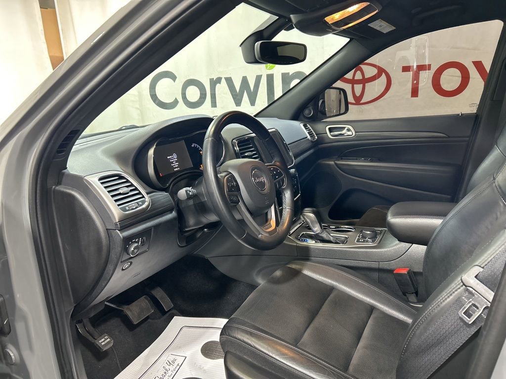 Used 2022 Jeep Grand Cherokee Laredo X AWD/4WD image 22