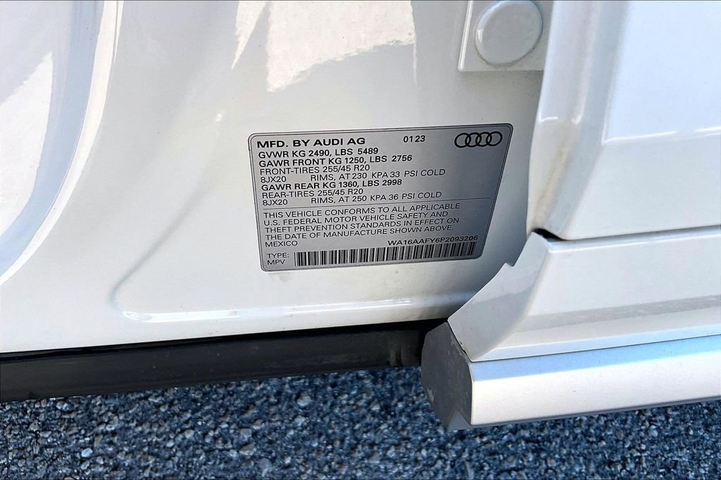 Used 2023 Audi Q5 2.0T Prestige w/ Prestige Package image 30