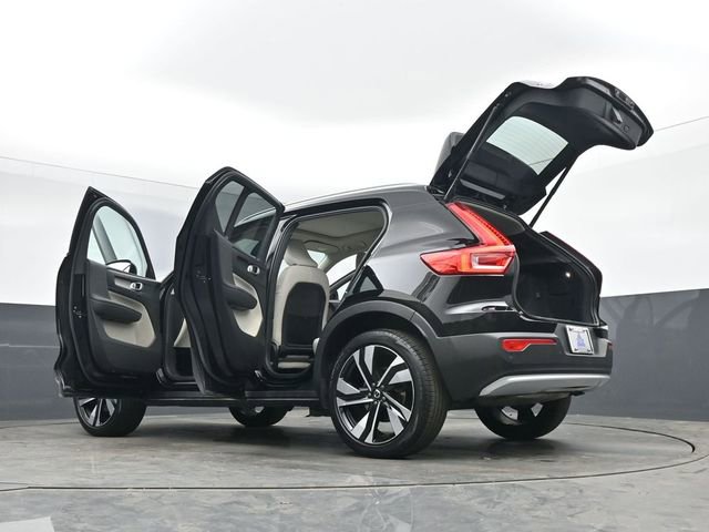 Used 2023 Volvo XC40 B5 Plus w/ Protection Package Premier AWD/4WD image 53