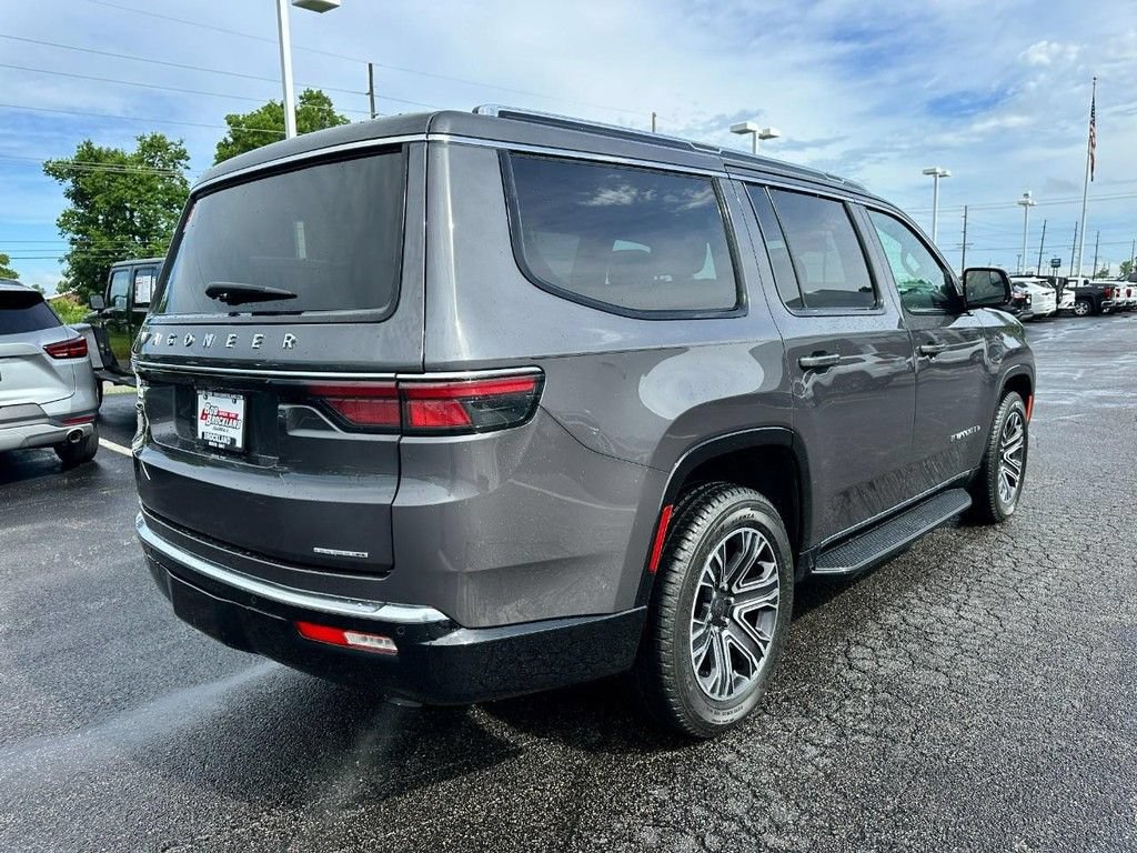 Used 2024 Jeep Wagoneer Series II w/ Rear Seat Video Group 1 AWD/4WD image 3