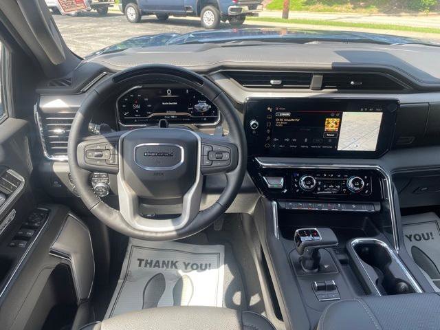New 2025 GMC Sierra 1500 Denali image 16