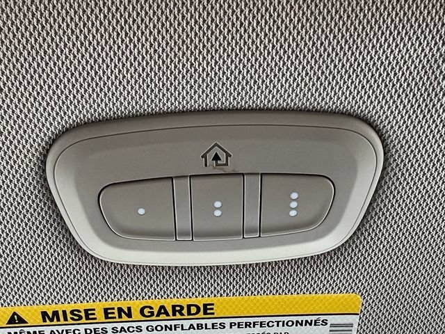 Used 2024 Chrysler Pacifica Limited FWD image 34