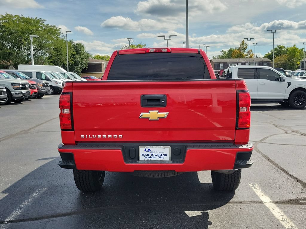 Used 2018 Chevrolet Silverado 1500 Custom w/ Custom Convenience Package RWD image 5