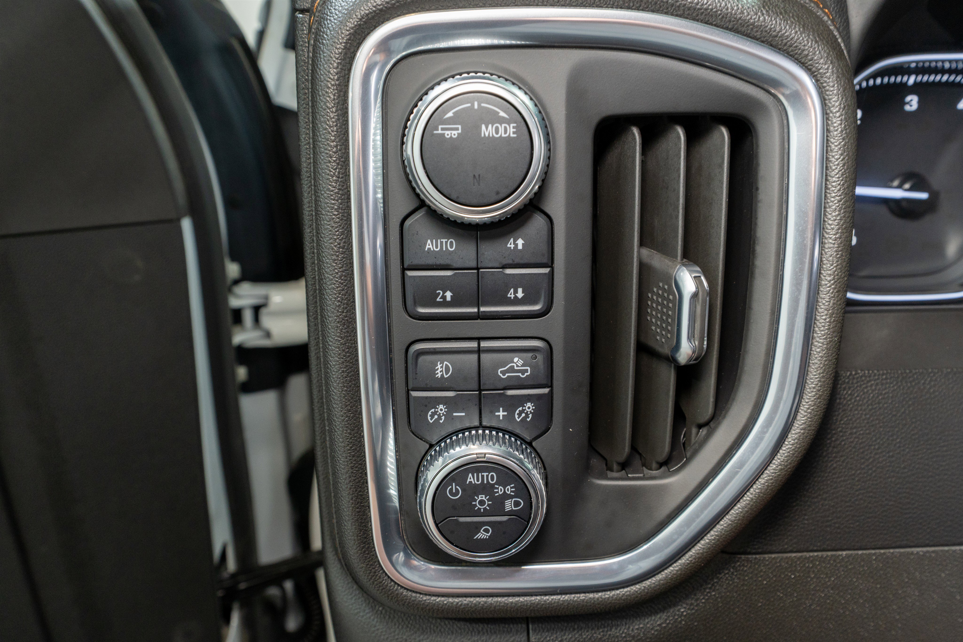 Used 2022 GMC Sierra 2500 AT4 w/ AT4 Preferred Package image 36