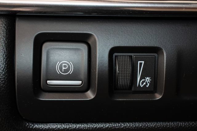 Used 2020 Cadillac XT4 Sport AWD/4WD image 34