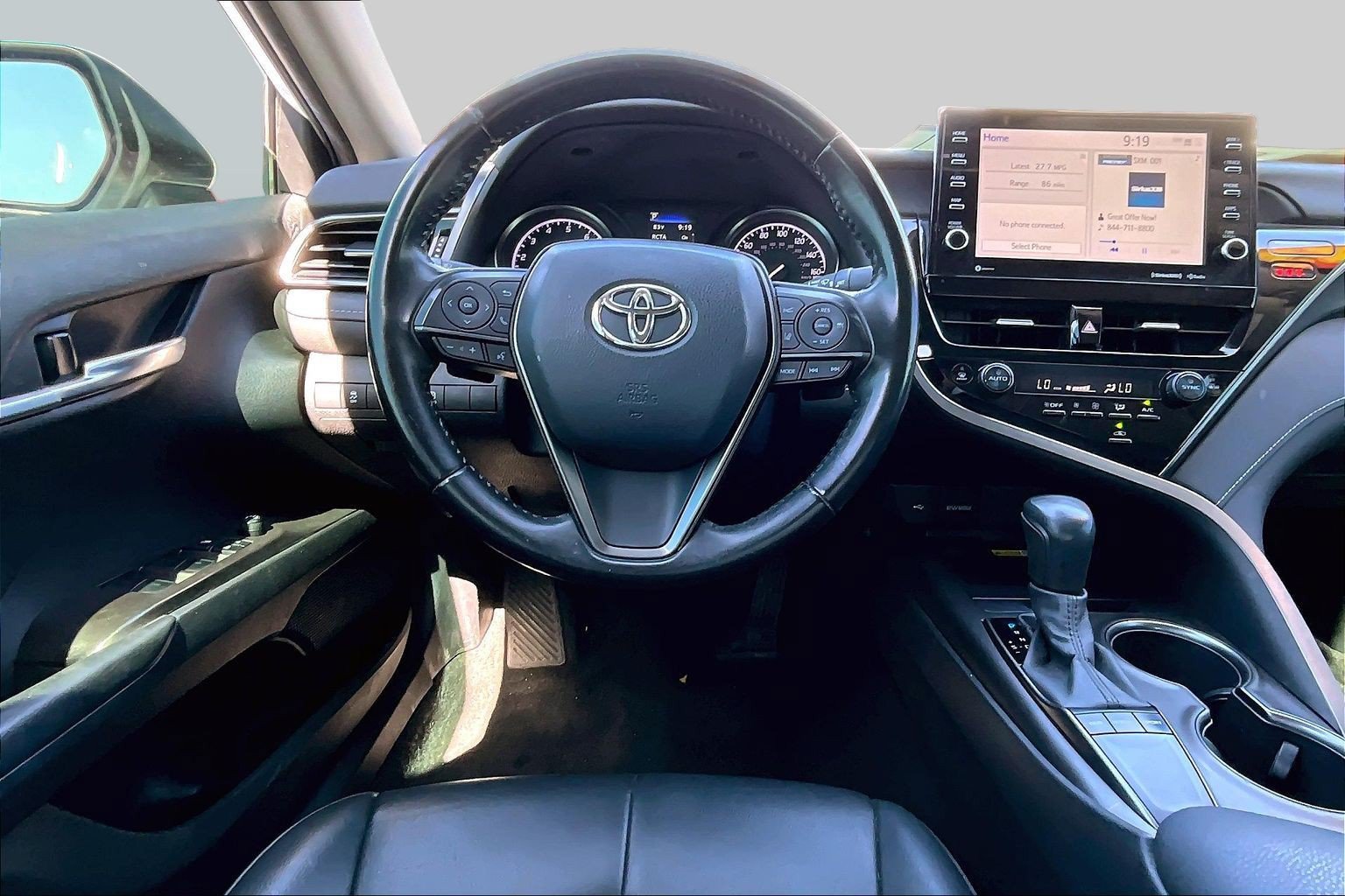 Used 2022 Toyota Camry SE w/ Audio Upgrade Package FWD image 5