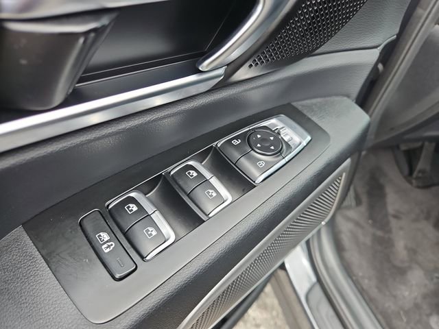 Certified 2024 Kia Telluride EX w/ EX Captain's Chair Package image 19