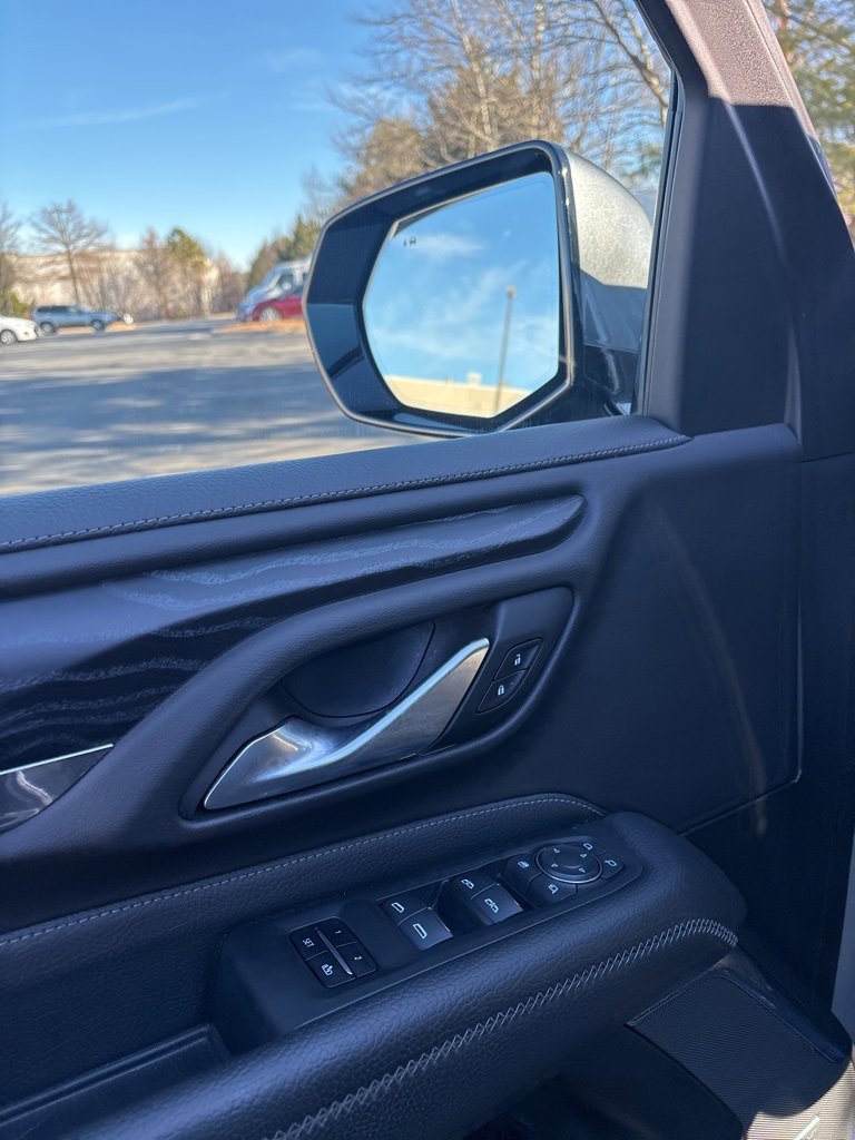 Used 2022 GMC Yukon Denali image 6