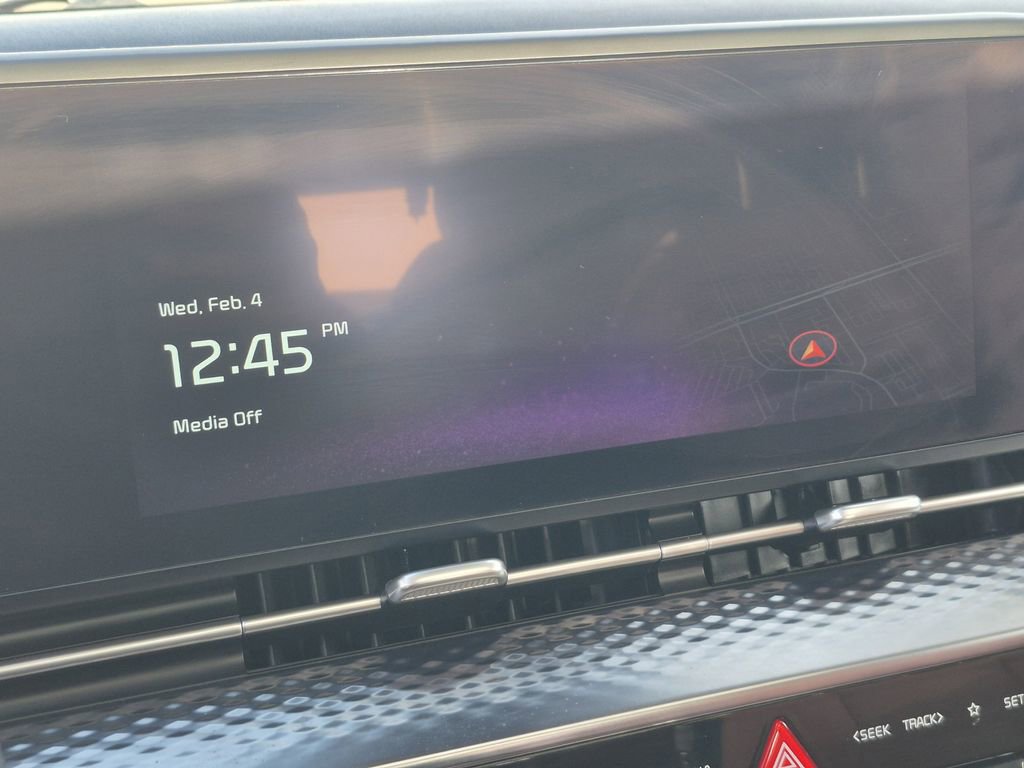 Certified 2023 Kia Carnival SX Prestige image 23