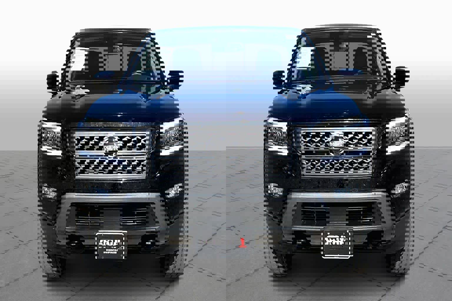 Used 2022 Nissan Frontier SV w/ SV Premium Package image 4