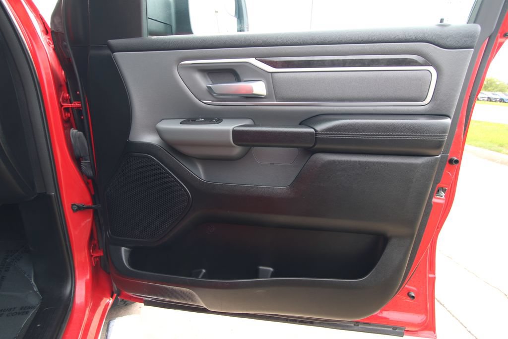 Used 2023 RAM 1500 Big Horn AWD/4WD image 38