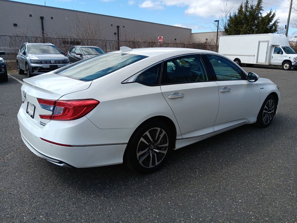 Used 2019 Honda Accord Touring image 5