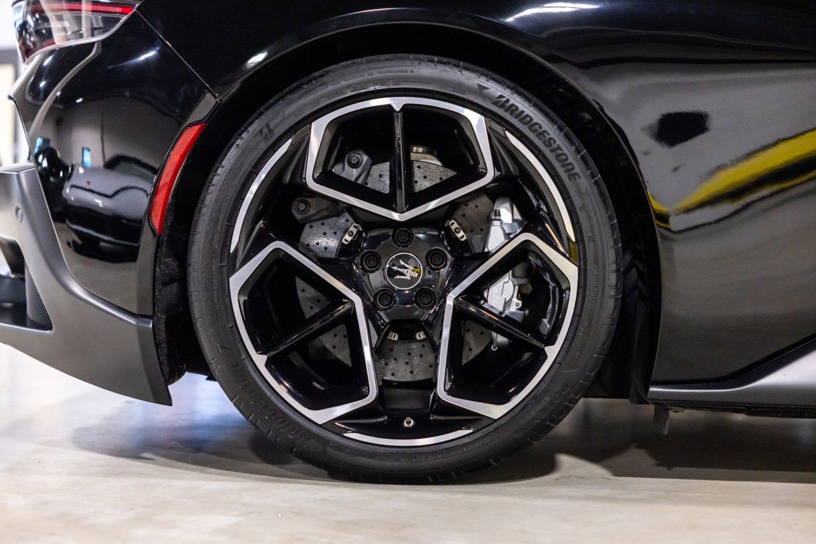 Used 2022 Maserati MC20 Coupe RWD image 26