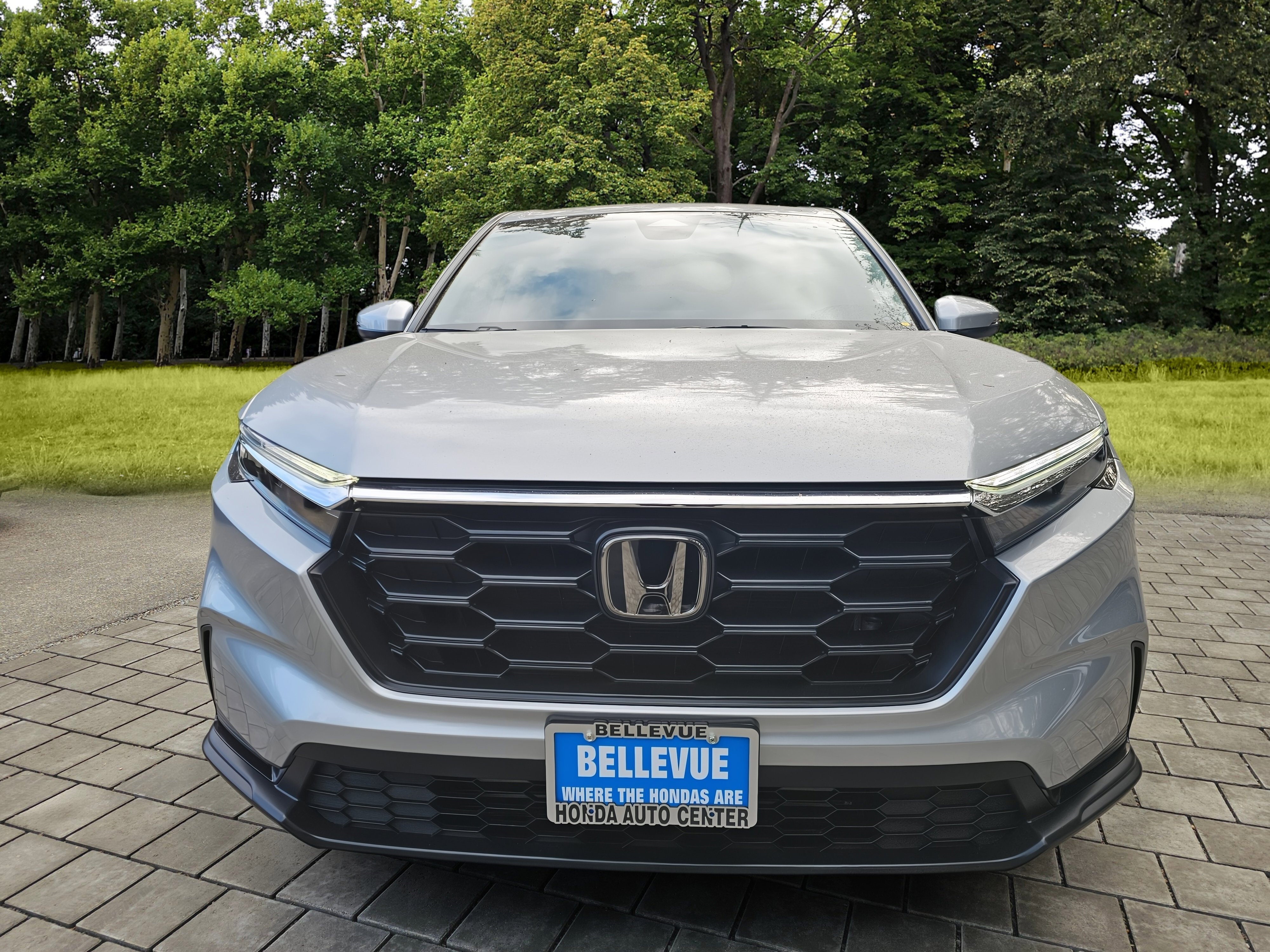 Certified 2025 Honda CR-V LX image 2