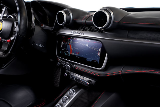 Certified 2020 Ferrari Portofino RWD image 54