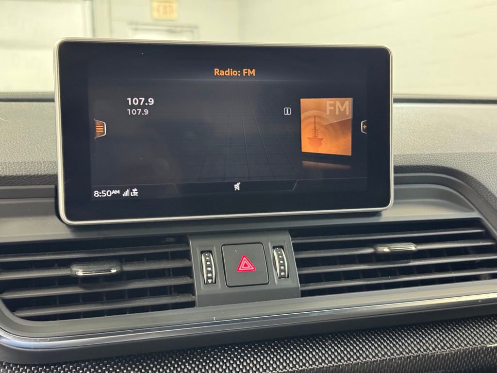 Used 2020 Audi SQ5 Premium Plus w/ Premium Plus Package image 44