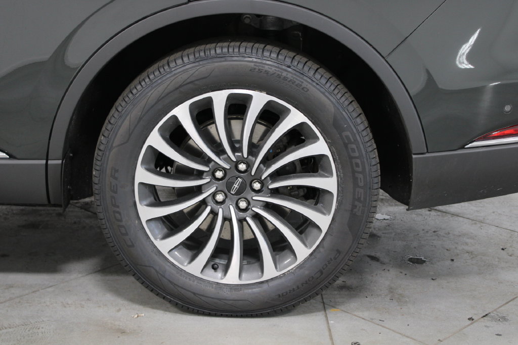 Used 2023 Lincoln Aviator Reserve w/ Equipment Group 201A AWD/4WD image 18