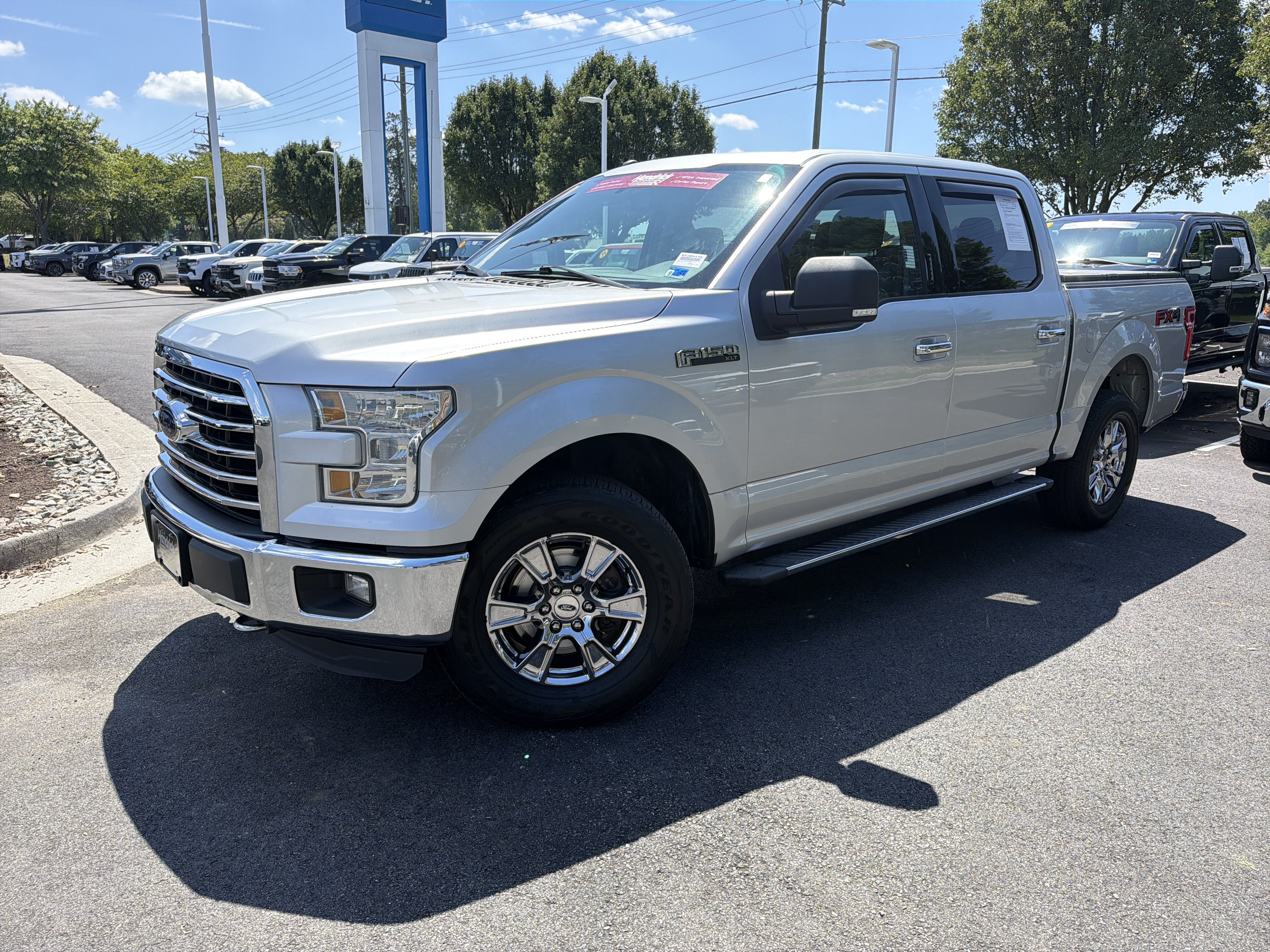 Used 2016 Ford F150 XLT w/ Equipment Group 302A Luxury AWD/4WD image 5