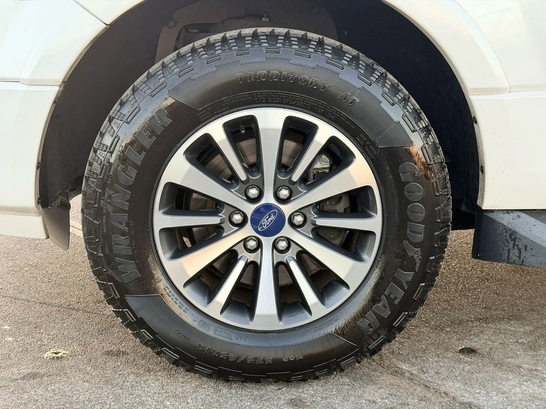 Used 2015 Ford Expedition XLT w/ Equipment Group 201A image 31