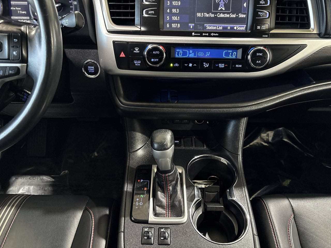 Certified 2019 Toyota Highlander SE FWD image 20