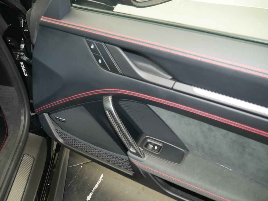 Used 2025 Porsche 911 GT3 RWD image 19