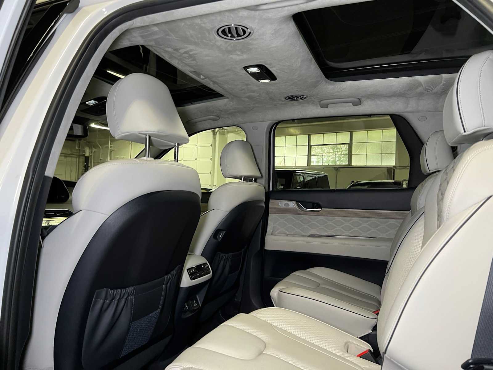 Used 2022 Hyundai Palisade Calligraphy AWD/4WD image 19