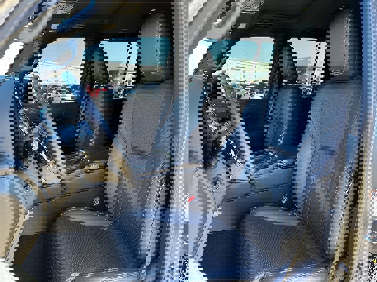 Used 2024 Lexus LX 600 4WD w/ Luxury Package image 23