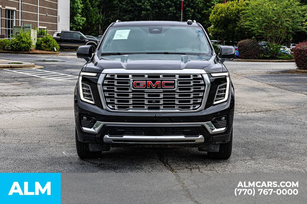 Used 2026 GMC Yukon XL Denali w/ Sun & Power Step Package AWD/4WD image 11